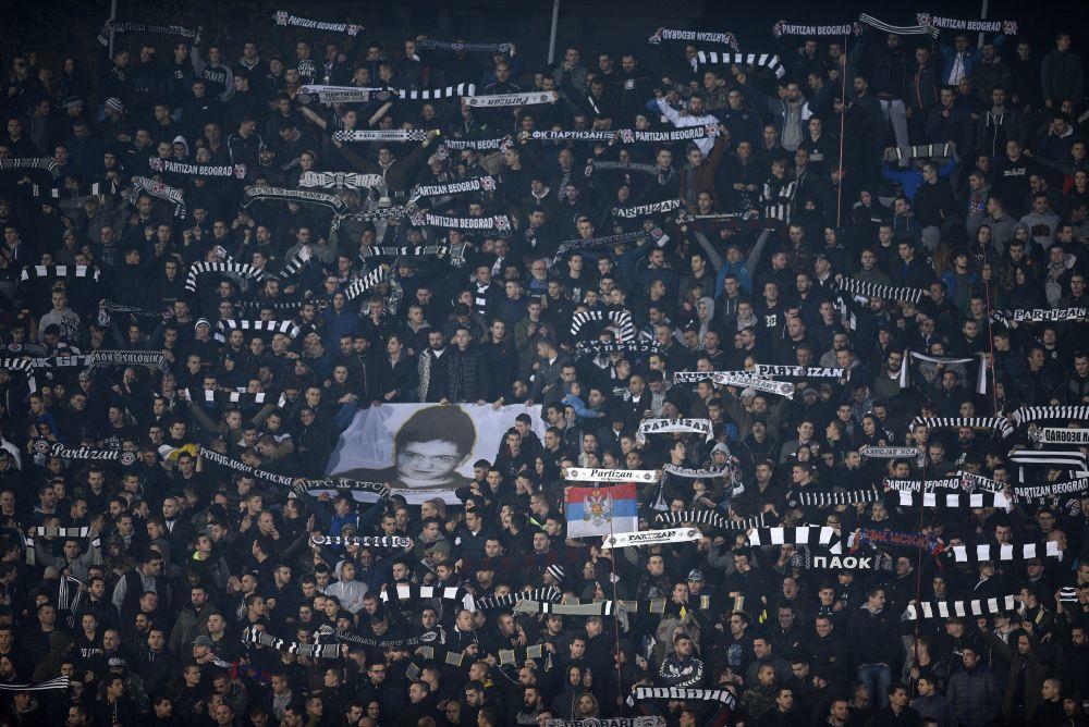 Navijači Partizana na utakmici Lige Evrope