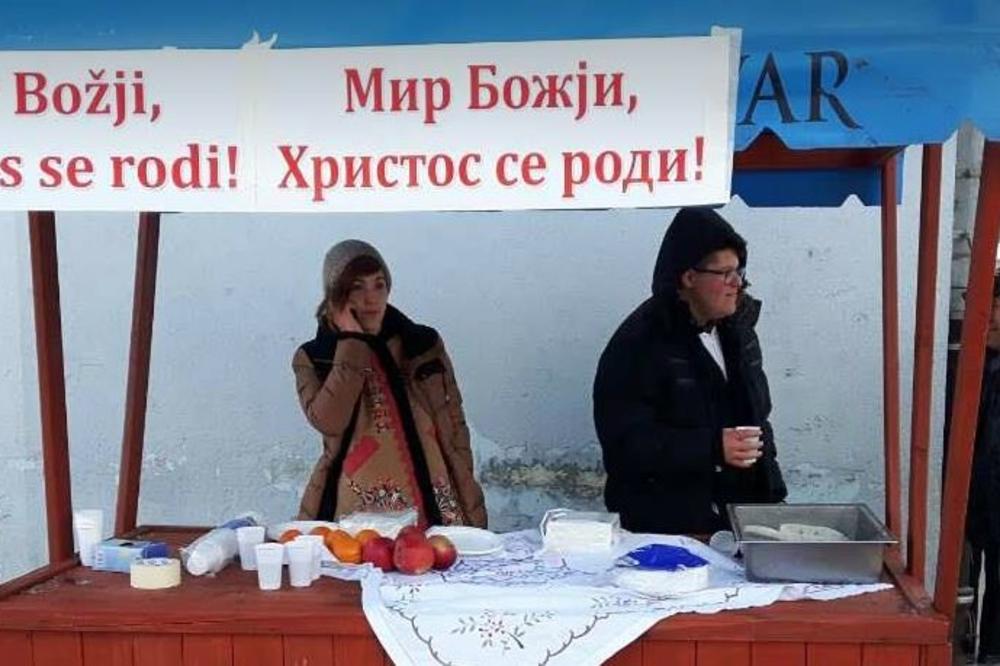 PROSLAVA BADNJEG DANA U VUKOVARU: Girice i čaj za sve građane