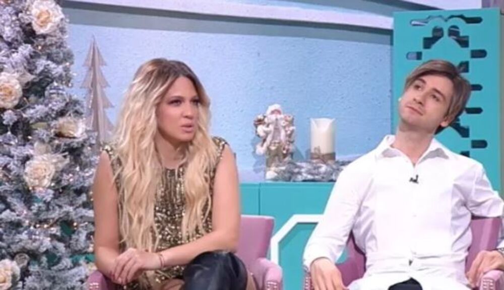 Česnica je bila toliko tvrda da je pevačica mislila da će nekoga ubiti njom