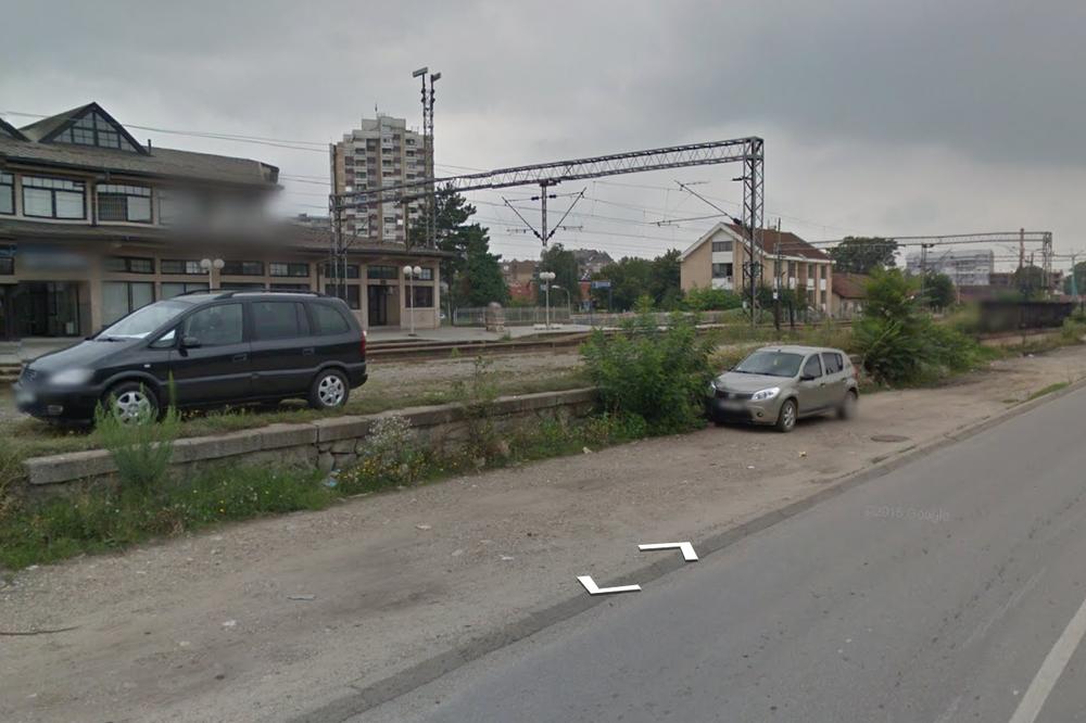 LESKOVAC POD BLOKADOM: Otkrivena hemijska bomba sa suzavcem na Železničkoj stanici!