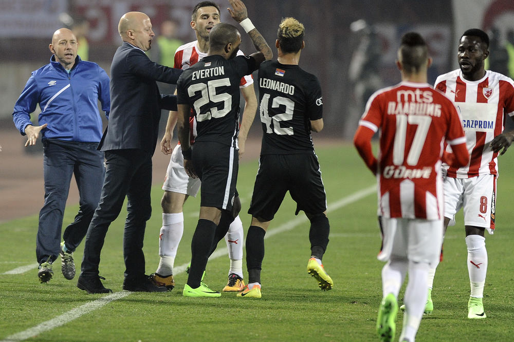 Grobari čekaju svog miljenika: Sanjam da se vratim u Partizan! (FOTO)