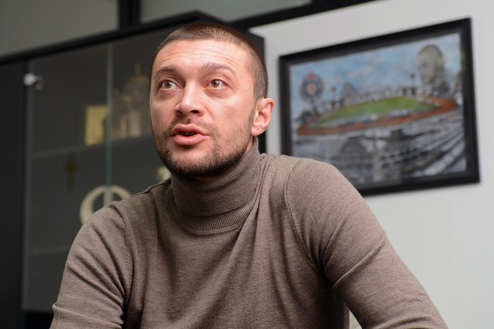 UPRKOS PROBLEMIMA, ILIEV RADI PUNOM PAROM: Reprezentativac Srbije potvrdio kontakt s Partizanom pred januarski rok!