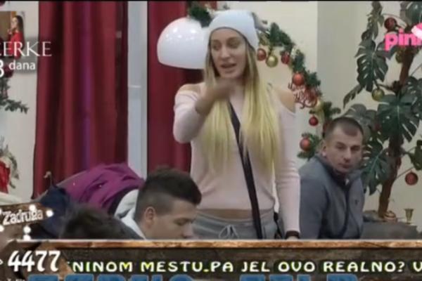 RAZOTKRIVENA: Luna optužena da se pre Slobe LJUBILA U KREVETU sa ovim zadrugarom! (VIDEO)