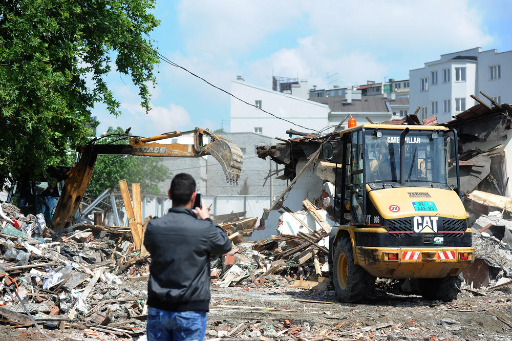 SLUČAJ SAVAMALA: Krivična protiv policajca Stamenkovića - šefa smene!