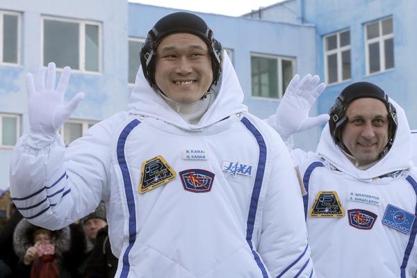 JAPANAC U SVEMIRU PORASTAO ZA 9 CENTIMETARA: Neverovatna priča sa svemirske stanice!