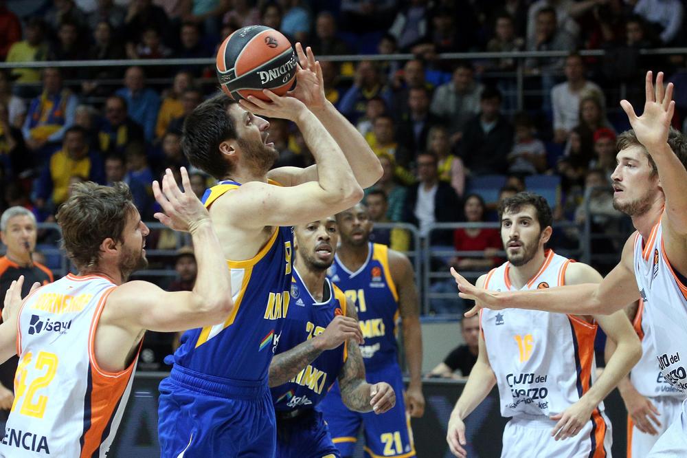 Marković i Dženkins udareni po džepu: Dobiće samo polovinu plate!