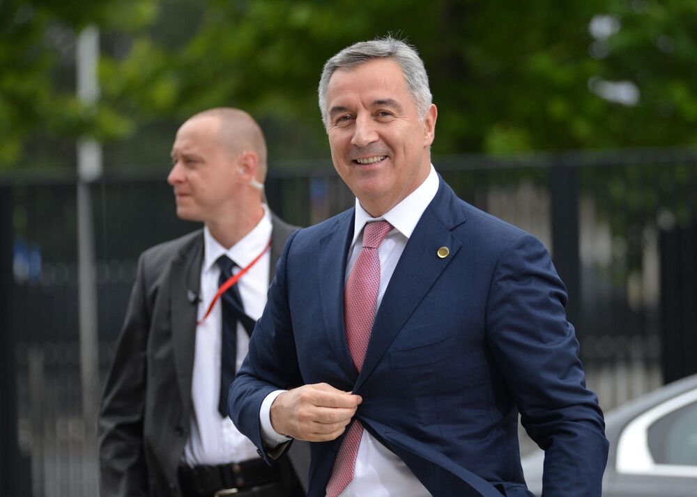 Milo Đukanović je zakazao predizbornu konvenciju