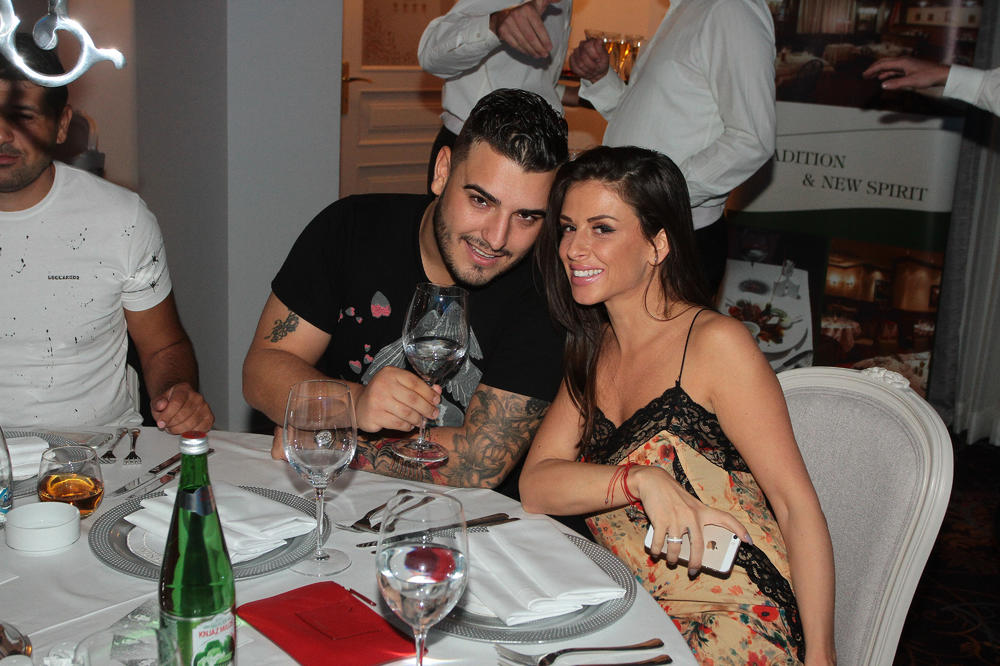 OVO SU KRILI OD NAS SVE VREME, A ON ZATO I ŠMRČE! Ana Sević i Darko Lazić su RAZVEDENI već dva meseca! (FOTO)