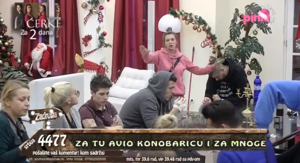 Kija se uvek brani kad je Sloba napadne