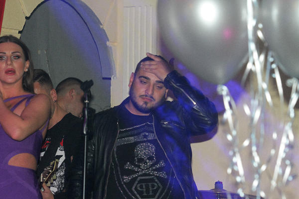 DEVOJKA DARKA LAZIĆA OPLELA PO ANI SEVIĆ: Ona sve namerno plasira, on je ispao BUDALA, a ona RIBA!