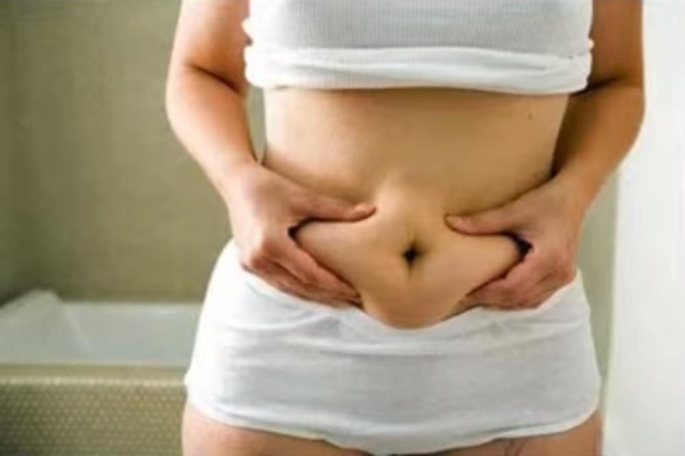 AKO JEDETE OVE 4 NAMIRNICE NIKADA NEĆETE IMATI RAVAN STOMAK! Neverovatno je da su ONE problem