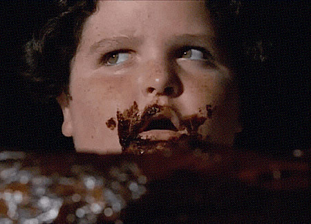 Dečak je pojeo čokoladu