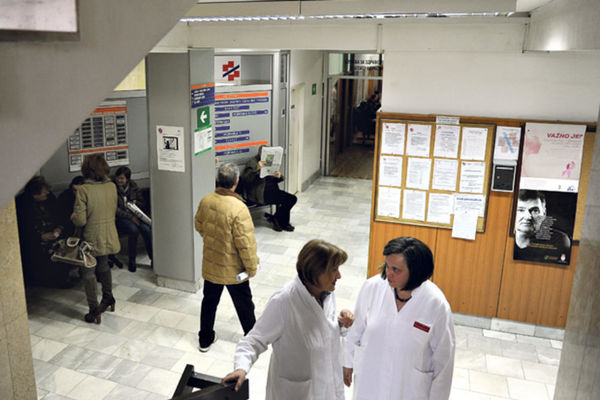 MALE BOGINJE REGISTROVANE U JOŠ JEDNOM SRPSKOM GRADU: Zaražena ODRASLA OSOBA vakcinisana samo jednom dozom vakcine!