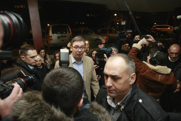 KONAČNO DA SAZNAMO DA LI ĆE BITI ODRŽANI I PARLAMENTARNI IZBORI! Vučić progovorio o svemu! (FOTO)(VIDEO)