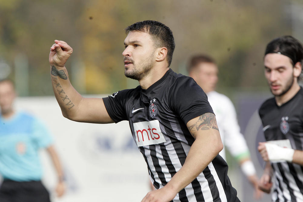 Božinov dobio novu šansu: Formu iz Partizana traži u klubu koji se bori za opstanak!