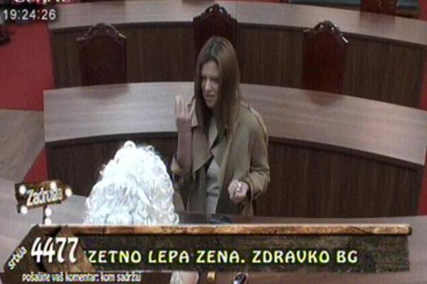 ZBOG OVOGA BI MOGLA DA IMA PROBLEM: Kija dobila poruku poruku iz spoljnog sveta! Zbog toga je morala u SUDNICU!