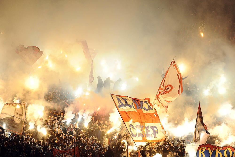 FITILJ NA MARAKANI JE BIO UPALJEN, ALI EKSPLOZIJE NIJE BILO: Zvezdi ponuđen igrač od 50 miliona evra! (VIDEO)