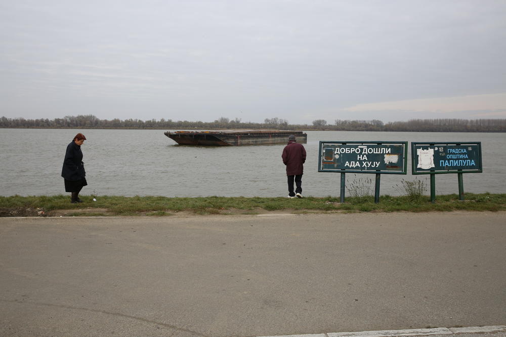Nisam Veljina švalerka, PREDLOŽIO JE DA KULIRAMO PORED REKE! Progovorila putnica iz auta koji je potonuo u Dunav