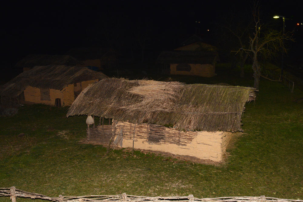 Kuća u arheološkom nalazištu Pločnik