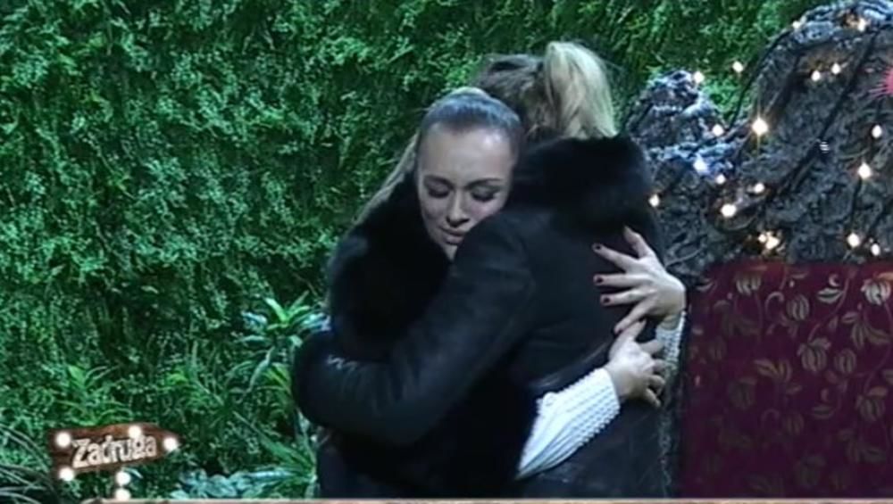 ANABELA I LUNA ĐOGANI