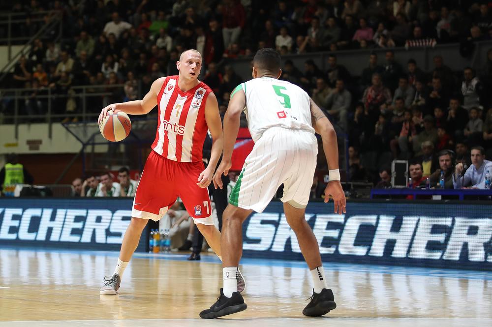 Dejan Davidovac u utakmici sa Zalgirisom