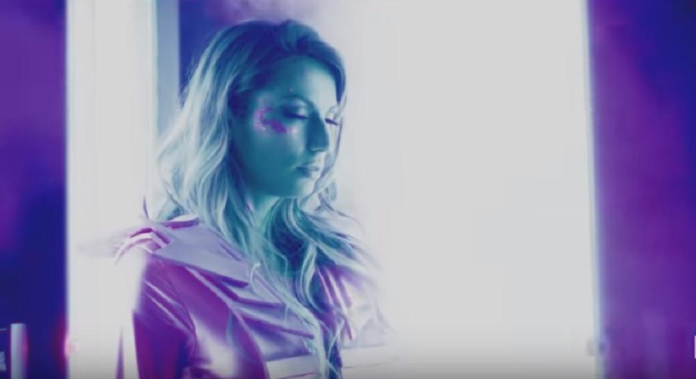 Pevačica Rada Manojlović u novom spotu