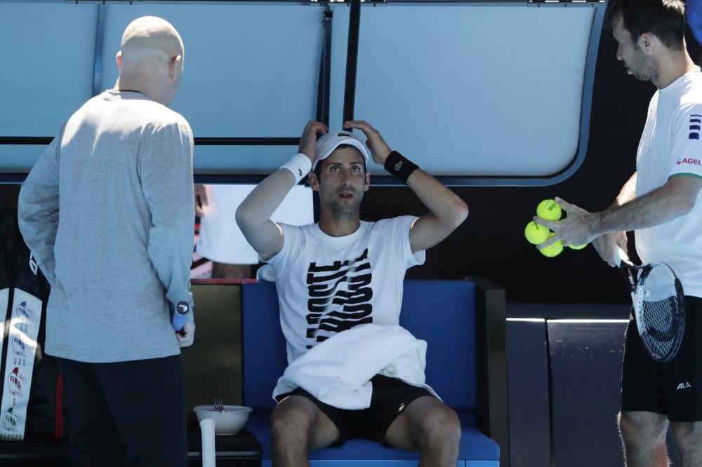 SVE JE ISPLIVALO NA POVRŠINU: Novak i Agasi se žestoko posvađali, a ovo su razlozi za to!