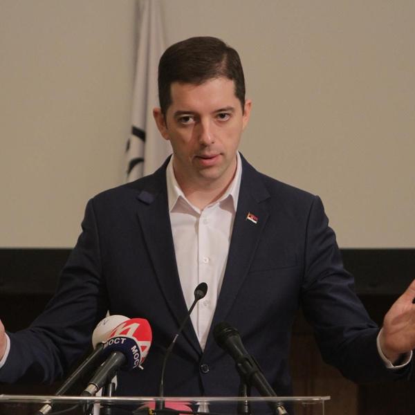 MARKO ĐURIĆ U BORČI: Pobedom u Beogradu nastavićemo da budimo samopouzdanje koje Srbiji treba kao nasušni hleb