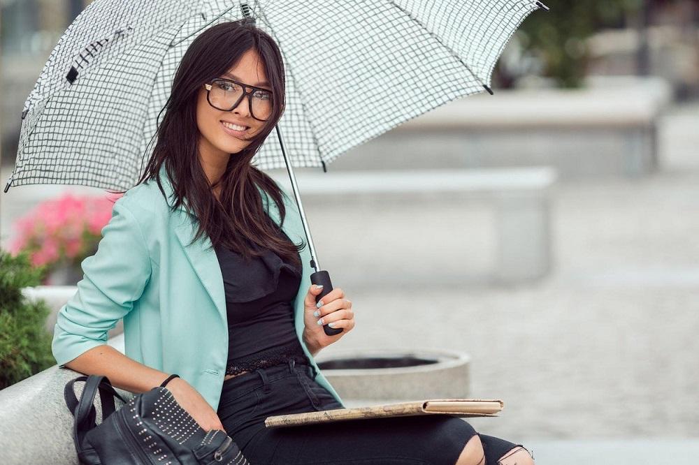 EFEKTNI MODNI DODACI: Aksesoari za dame koji su neophodni, nedoljivi i kvalitetni