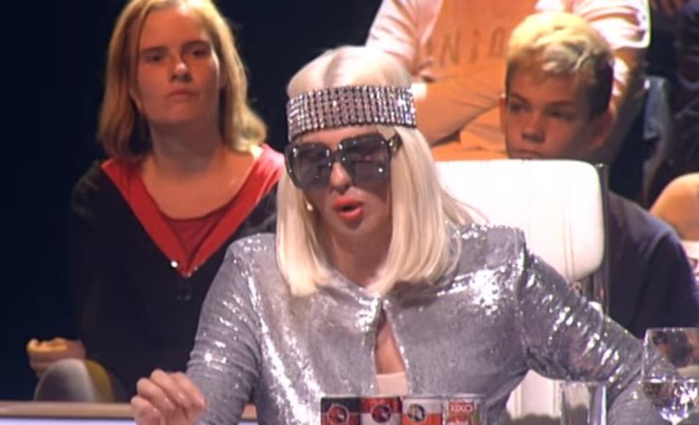 S obzirom na to da se pomirila s Darom, možda odluči da zakopa ratne sekire i sa Sekom 