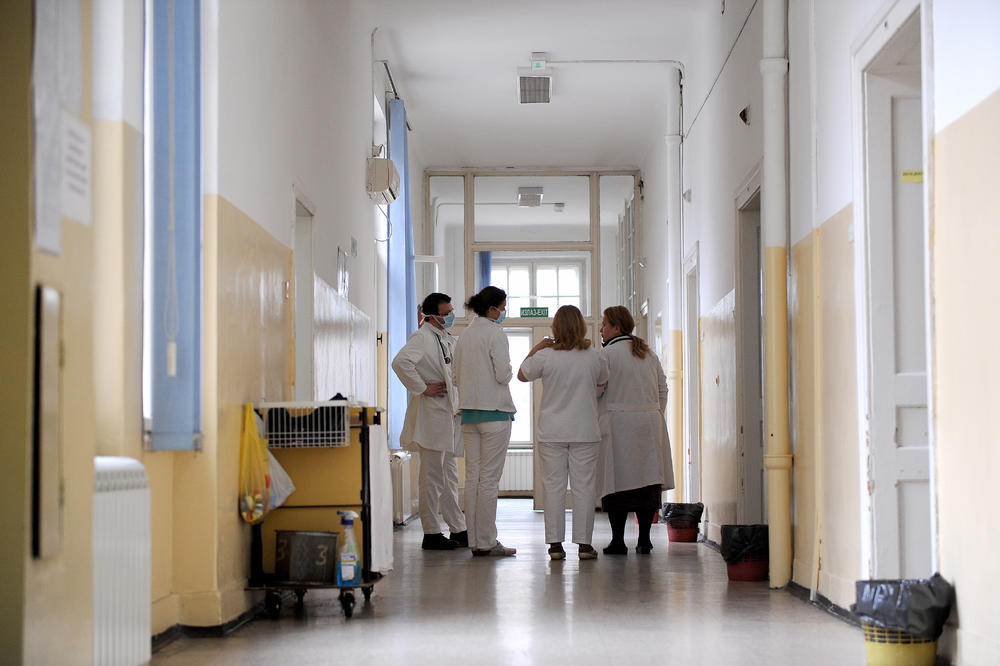 Četvoro pacijenata zaraženih virusom korona u Nišu stabilno, troje bez simptoma
