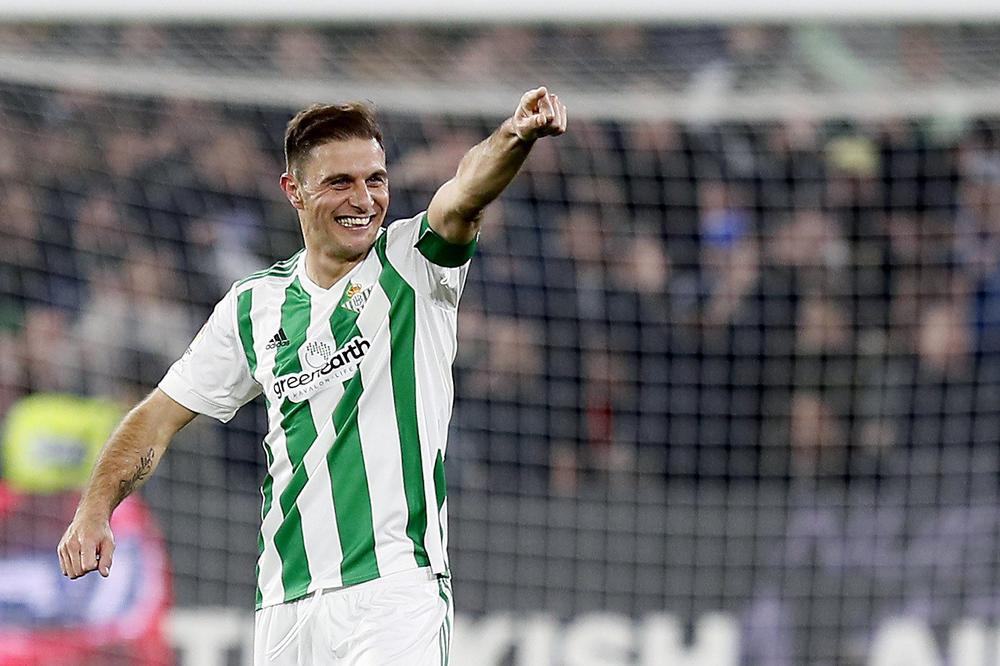 HOAKIN JE KAO VINO: Veteran postigao het-trik u 38. godini i srušio rekord, Cezar pregazio Seltu!