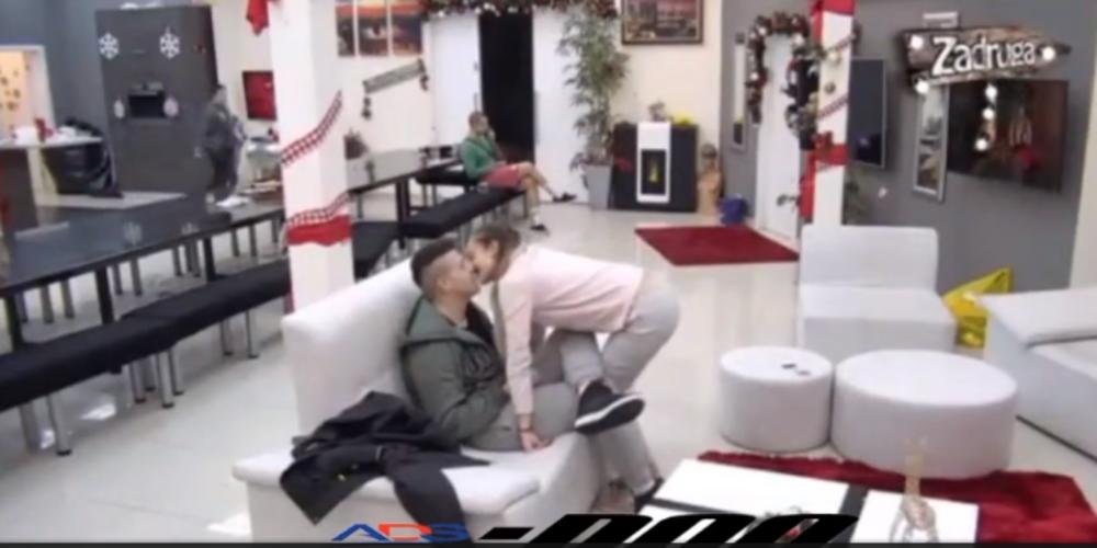 Luna i Sloba bez problema razmenjuju nežnosti pred Kijom