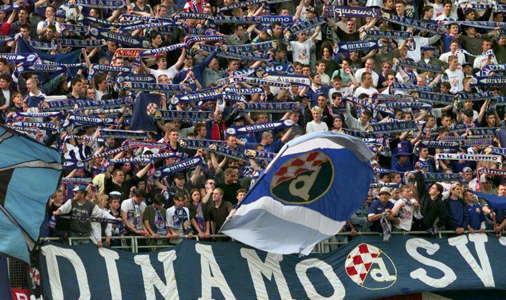 Bed Blu Bojsi, Navijači Dinamo Zagreba