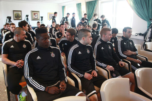 I mi smo bili zaprepašćeni kad smo čuli koliku decu ima bivši igrač Partizana, a tek je na pragu četvrte decenije života! (FOTO)