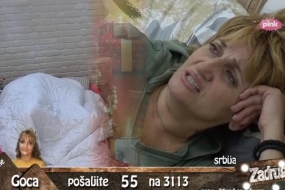 OD ZADRUGE SMO SADA SVE VIDELI: Dok majka ćaska, ćerka se HOPA-CUPA ispod jorgan planine! (VIDEO)