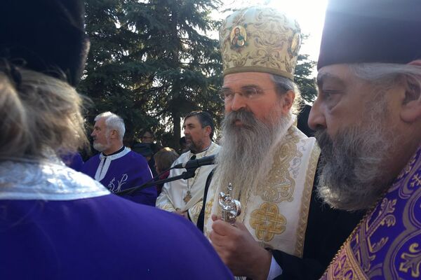 NAPAD IDE NA RUKU ONIH KOJI BI DA DELE: Vladika TEODOSIJE osudio napad ROSU i OBJASNIO ko stoji IZA NJEGA