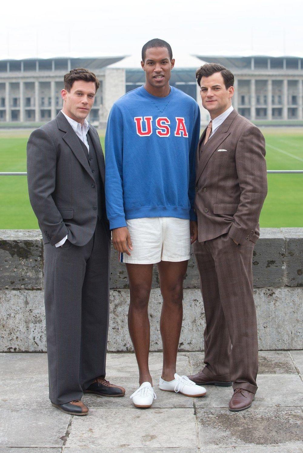 Detalj sa snimanja filma o braći Dasler, Adidasu i Pumi