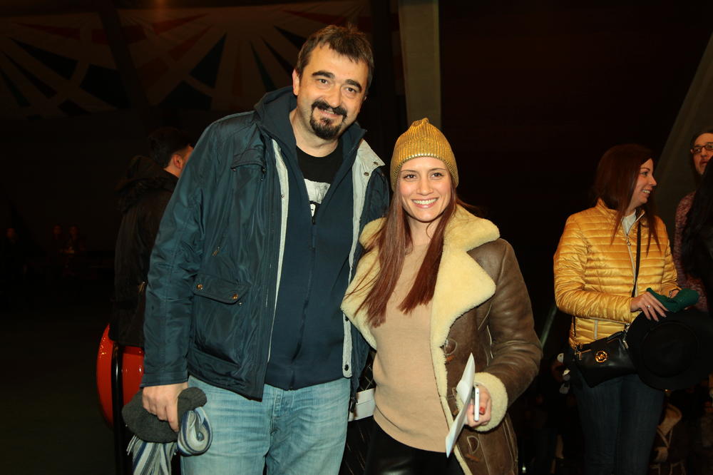 KO JE ZAPRAVO GLUMICA KOJA SE RAZVELA OD TRAGAČA IZ POTERE? Isplivale informacije koje nismo znali