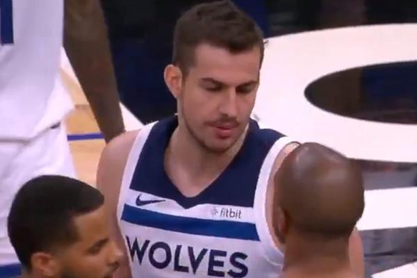 DA TI JA MAMU U... Otkriveno kako je počeo sukob Bjelice i Aflaloa pre nego je igrač Orlanda umalo ugušen u srpskoj kragni! (VIDEO)