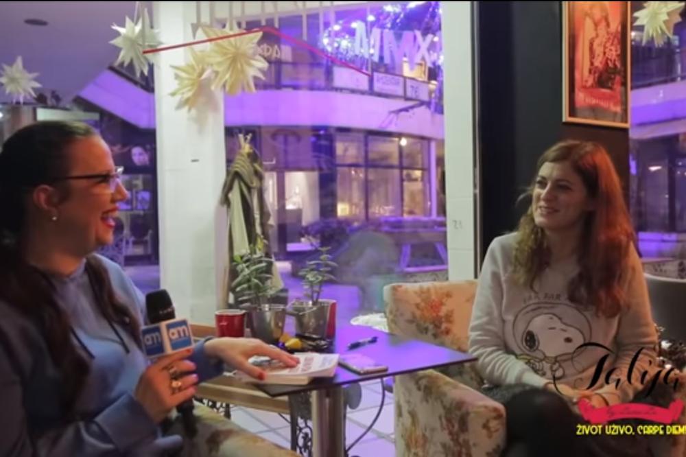 ŠTA VI GUGLUJETE? Da li je poezija operacija na otvorenom srcu?  (VIDEO)