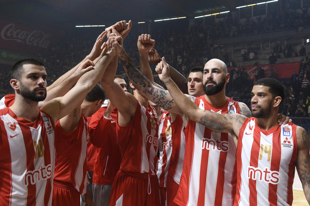 NE MOŽE UVEK DAVID DA POBEDI GOLIJATA! Ovakvoj Zvezdi nije mesto u Top 8! A, još se i Feldin povredio... (FOTO) (VIDEO)