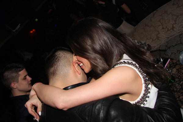 Posle razvoda, Ana Sević blista pored OVOG FRAJERA! Dečko izgleda kao Apolon, a Darkova reakcija zapanjila je sve! (FOTO)