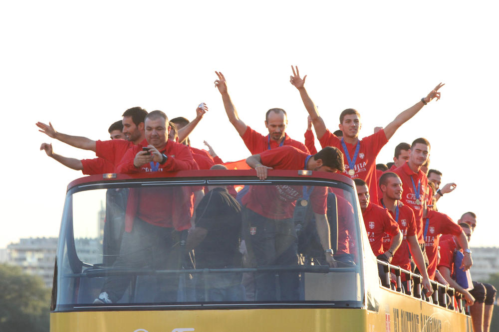 ZVEZDA NIJE IMALA STRPLJENJA! Zlatni orlić ima novi klub! (FOTO)