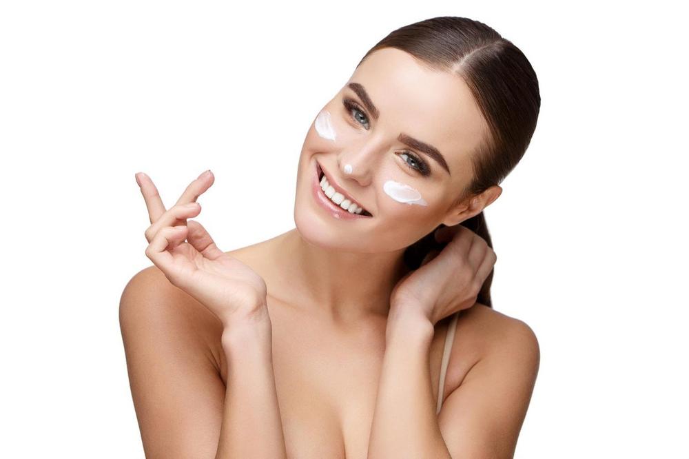 PODMLADITE LICE ZA MESEC DANA: Revolucija u nezi kože