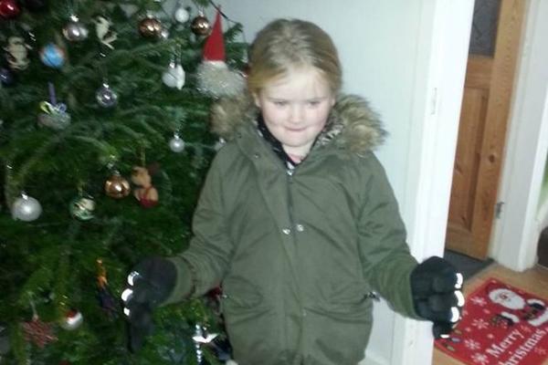 Brat Bred Pitovog telohranitelja preko noći POSTAO MONSTRUM: Pravio je porodične fotografije, a onda je uzeo nož i NASMRT IZBO ĆERKICU! (FOTO)