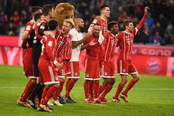 Bajern iskoristio kiks Lajpciga, da li je šampion Nemačke već odlučen? Pjaca strelac u Šalkeovom remiju (VIDEO)