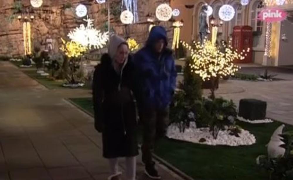 Luna je sve vreme bila uz njega