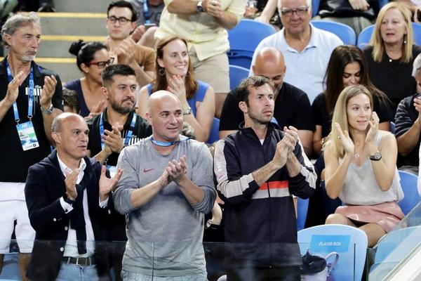 OBRADOVIĆ KRITIKUJE NOVAKOV IZBOR TRENERA: Agasi je kontroverzan, a prljavi Štepanek je grozan sa svake strane!