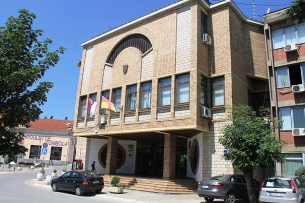 ŽENE LEŽE U BOLNICI, GRADSKA VLAST IM POSLALA OTKAZE? Slučaj iz Vranja najbolje oslikava našu realnost